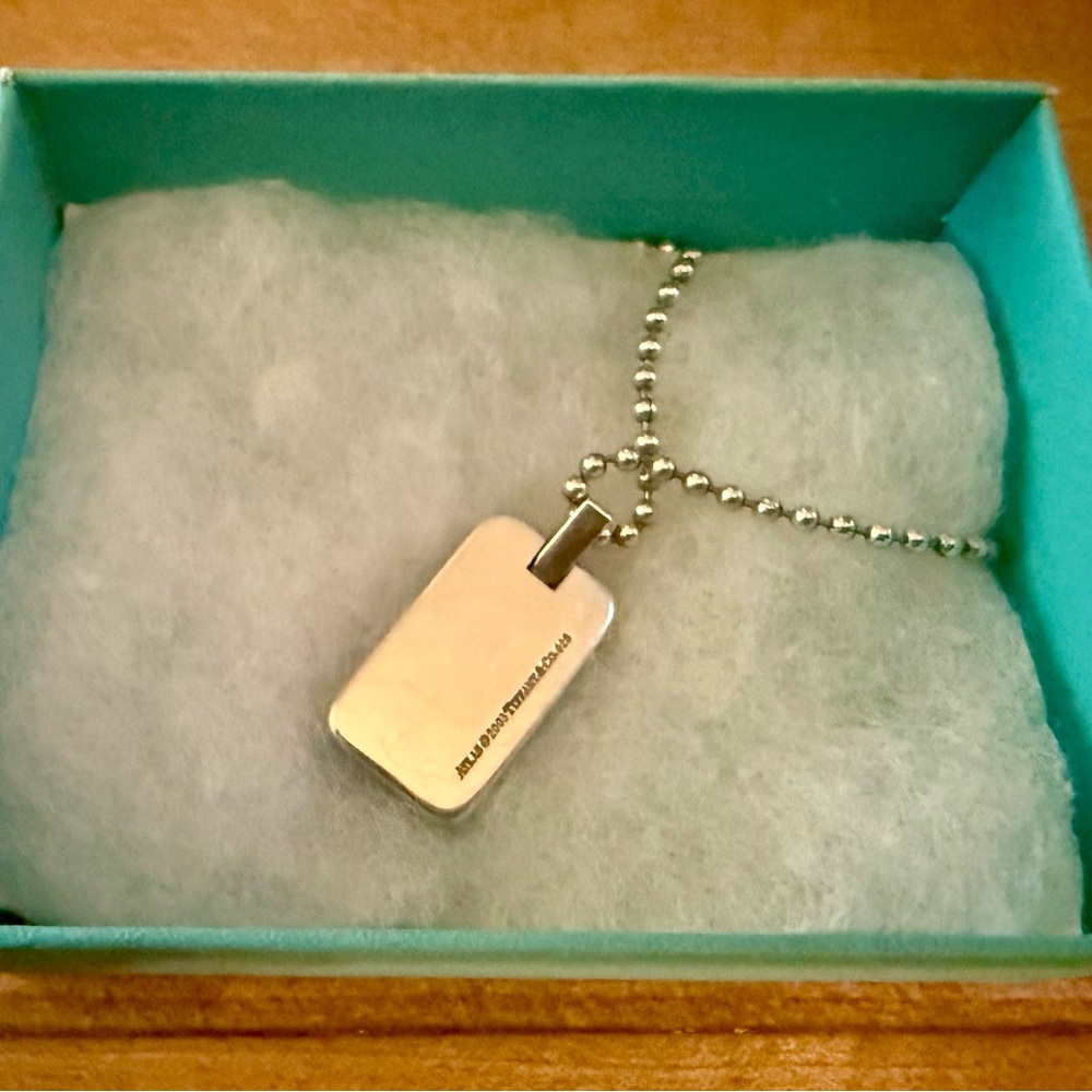 Tiffany & Co. Vintage Atlas Dog Tag Pendant in .925 Sterling Silver Necklace - Picture 4 of 12